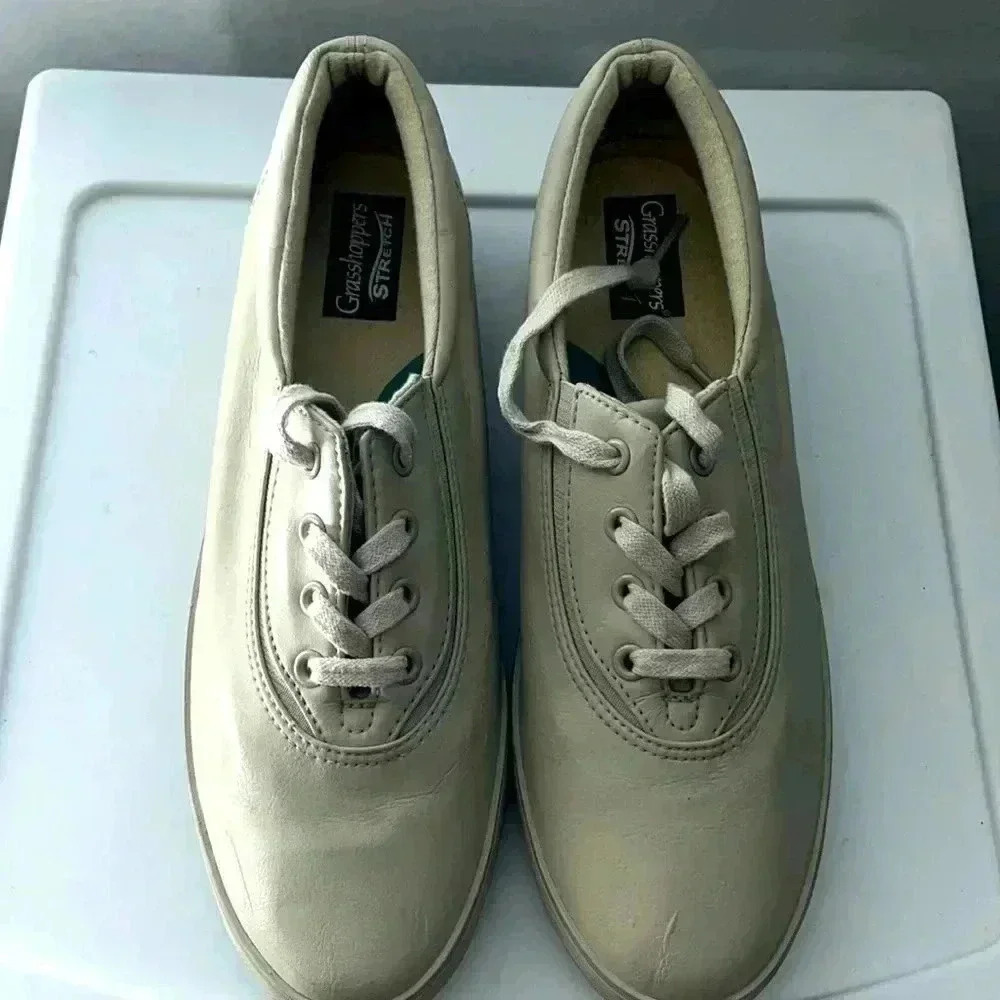Grasshoppers Tan Shoes Size 8